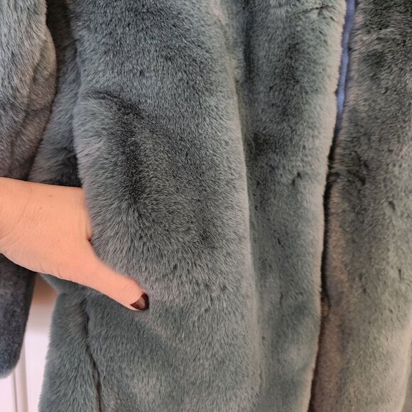 Lovestitch Electric Feel Pine Green Faux Fur Coat Soft Cozy Warm Winter Medium - Picture 5 of 13